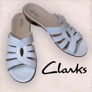 White Loomis Leather Clarks Women's Sandals Comfort Shoes Size: 10 Slip Ons